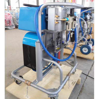 оборудование пены брызг полиуретана 0.1Mpa 970*910*1330mm